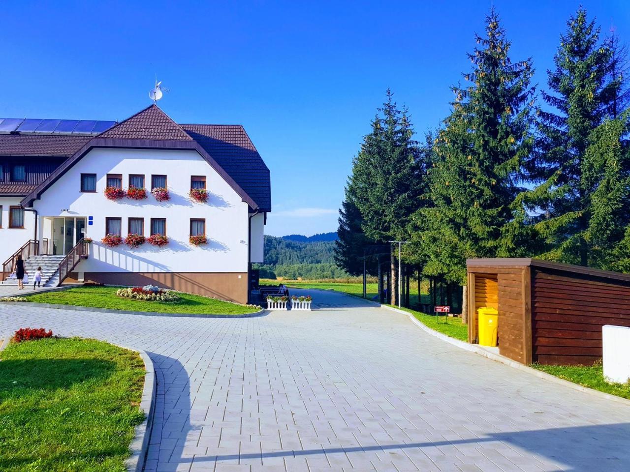 B&B Villa Angy Korenica Bagian luar foto
